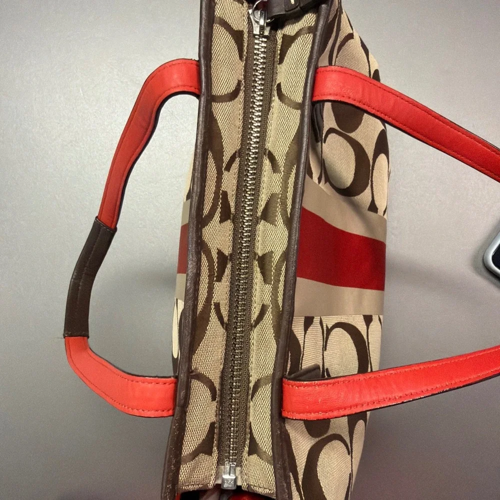 Coach Signature Stripe Canvas Tote Bag Khaki Brown Red Zip Top Shoulder Purse